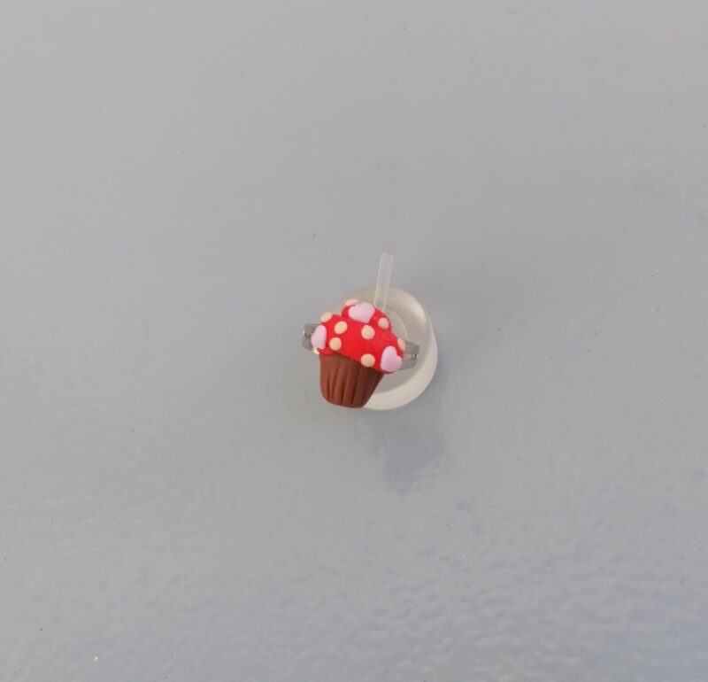 red cupcake ring 1