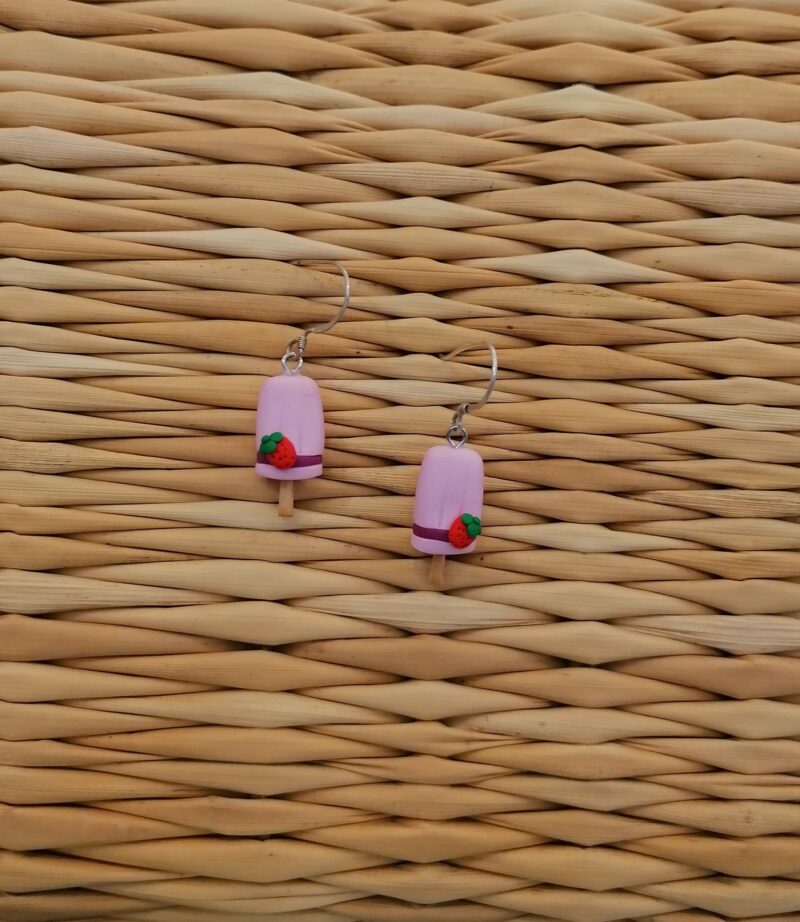 swpendearicestickpinkstrawberries1 1 scaled